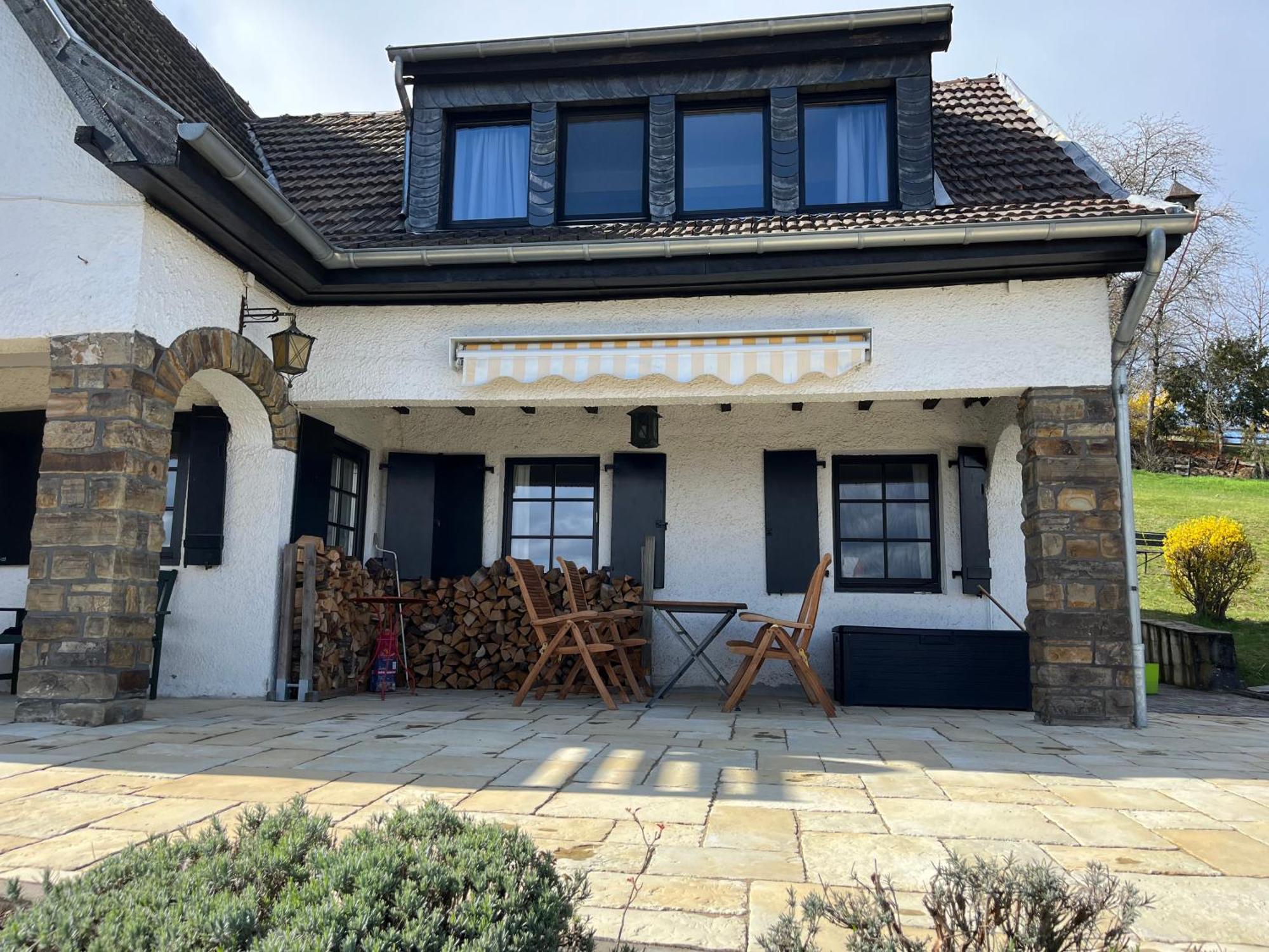 Eifel Landhaus Panoramablick Unter Der Burg Olbrueck Mit Sauna Hottub Grosser Terrasse Und Garten Ideal Fuer Familien Niederdurenbach ภายนอก รูปภาพ